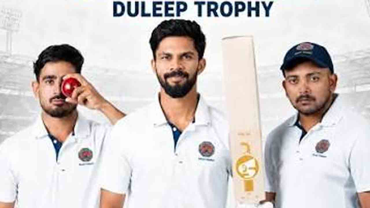 నార్త్‌జోన్‌కు ఆధిక్యం.. గెలుపుదిశగా ఈస్ట్‌జోన్‌
