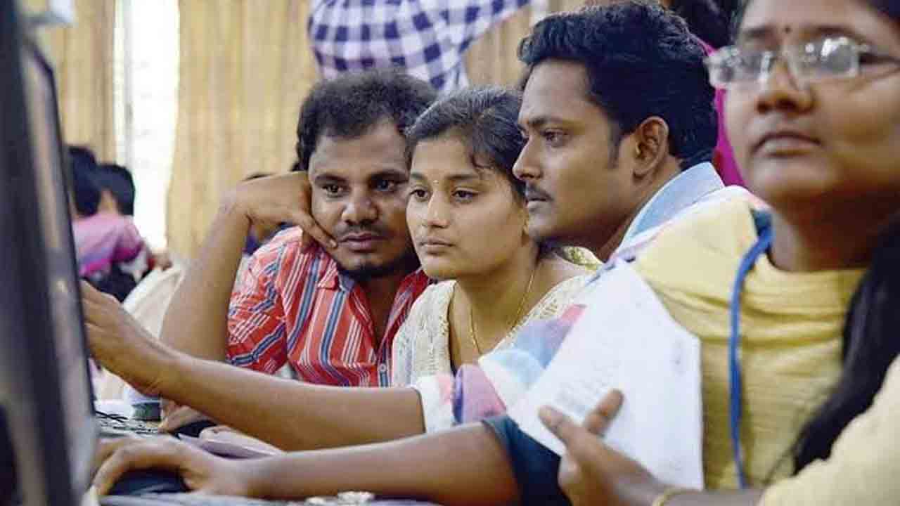ఇంజినీరింగ్‌లో 19,102 సీట్లు ఖాళీ