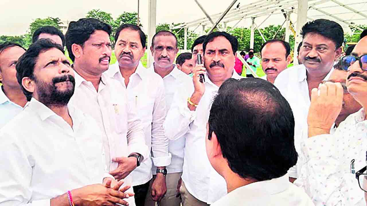 ముమ్మరంగా సంస్మరణ సభ ఏర్పాట్లు