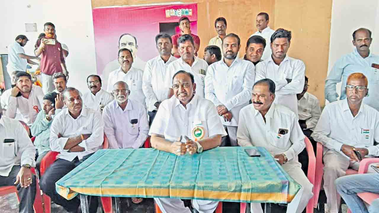 గౌరవెల్లిని పూర్తిచేయడంలో కాంగ్రెస్‌ విఫలం