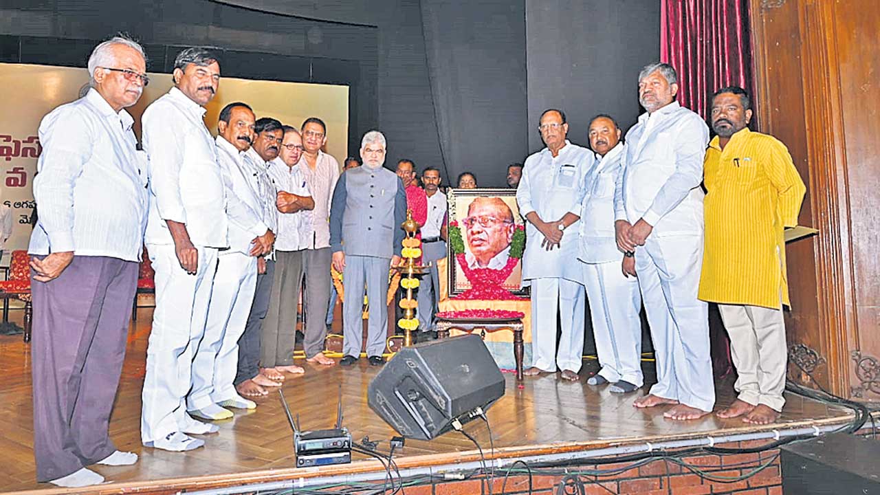 Hyd