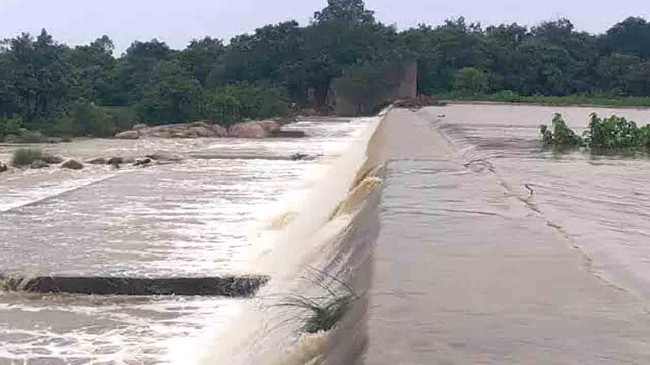 భారీ వర్షం.. తీరని నష్టం