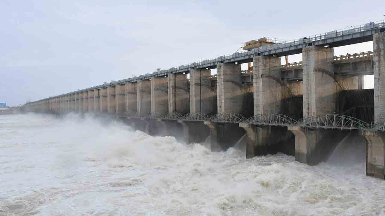 కృష్ణా, భీమా పరవళ్లు