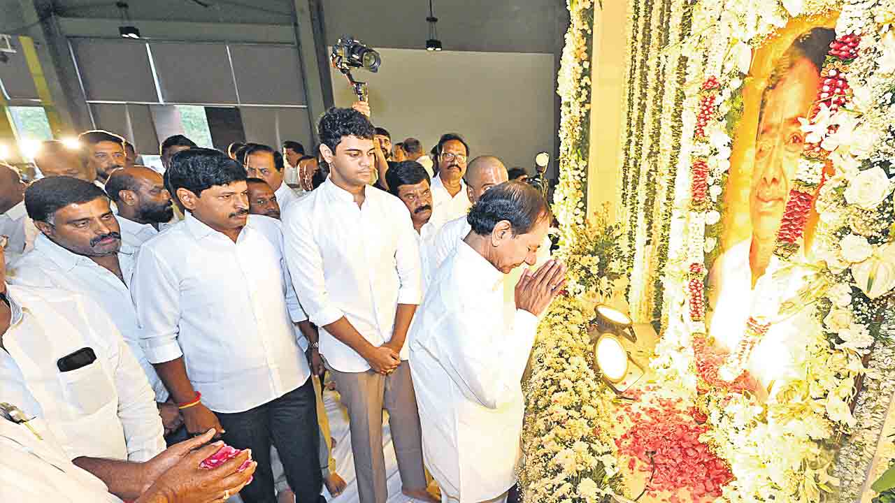 శ్రీనివాసరావు దశదినకర్మకు కేసీఆర్‌