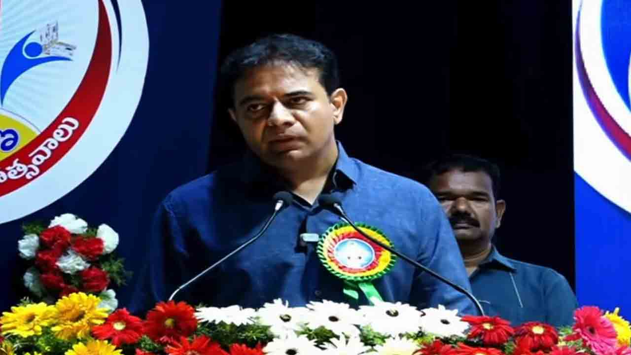 KTR | సోషల్ మీడియానే లేకపోతే ఆ అమ్మాయికి న్యాయం జరిగే పరిస్థితి ఉందా..? : కేటీఆర్