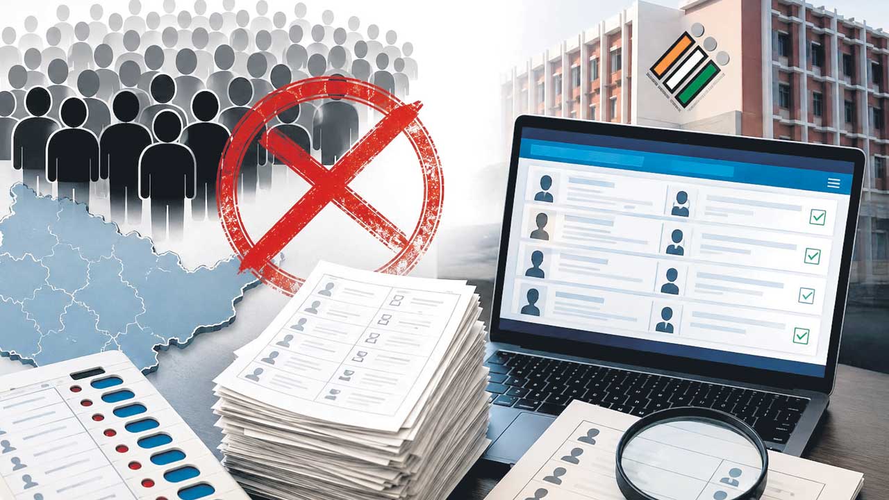డిజిటలైజ్‌ కాని ఓటర్లు 3.49 లక్షలు