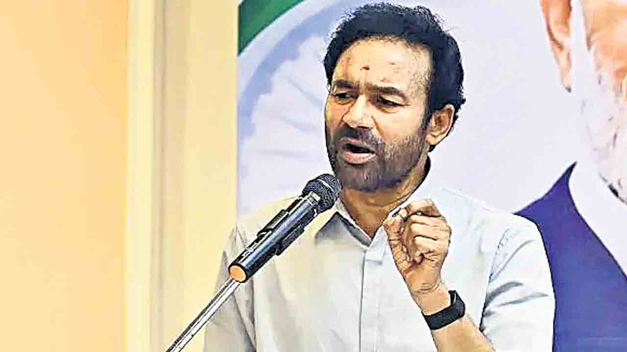 సింగరేణి కోరలే.. మేం నిధులివ్వలే!