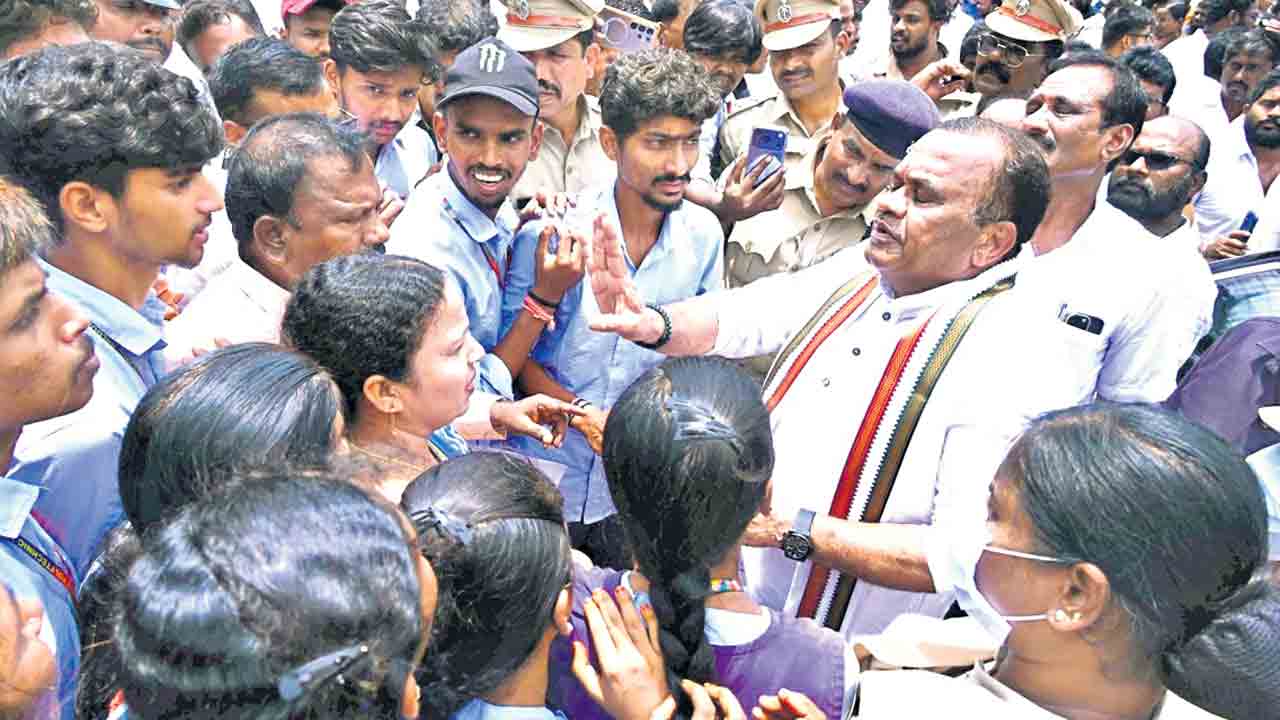 Komati Venkati Reddy