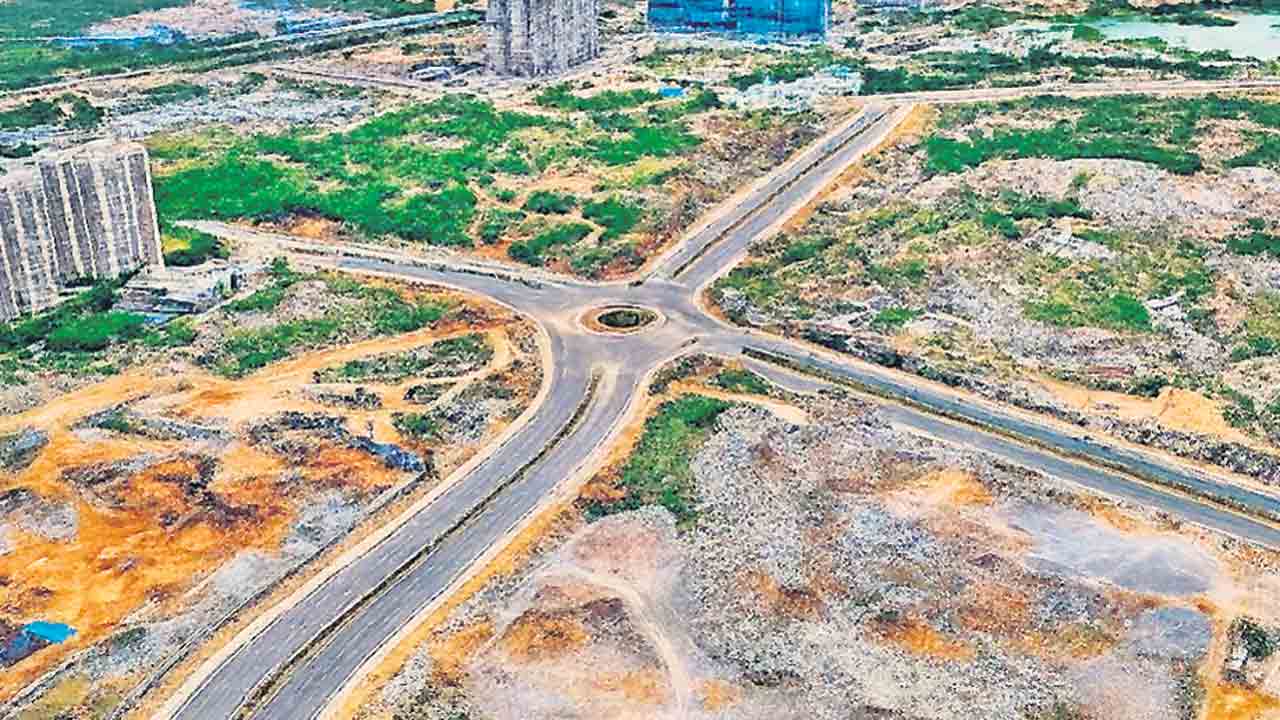 రాయదుర్గంలో ఎకరా 269కోట్లు.. వేలంలో రికార్డు ధర పలికిన భూమి