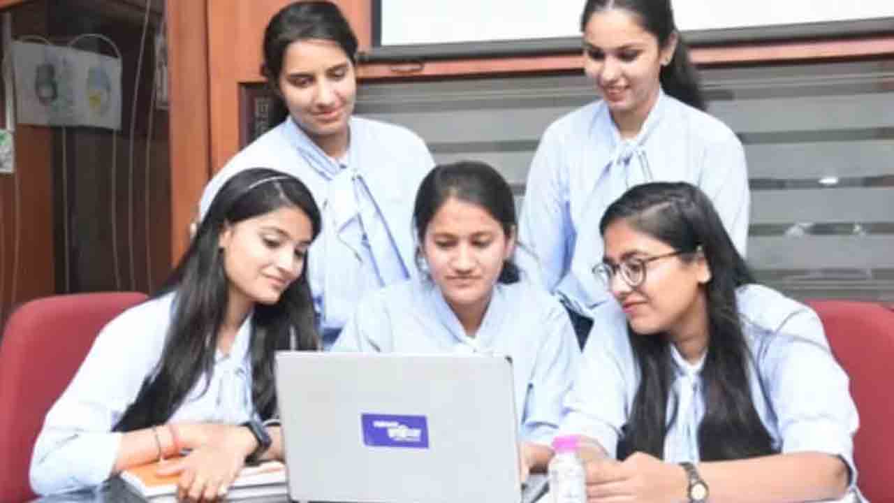 ఎంబీబీఎస్‌, బీడీఎస్‌ మెరిట్‌ లిస్టు విడుదల
