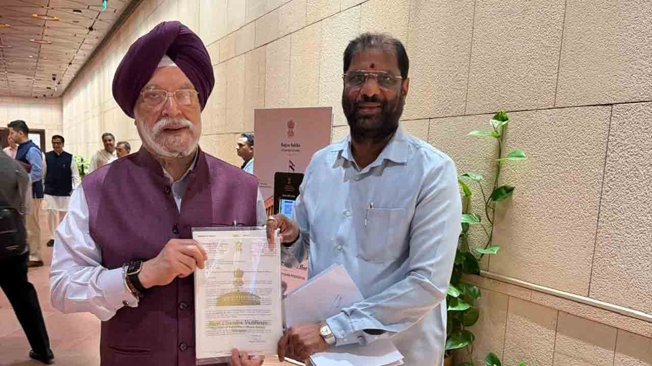 డీలర్ల సమస్యలు పరిష్కరించండి..
