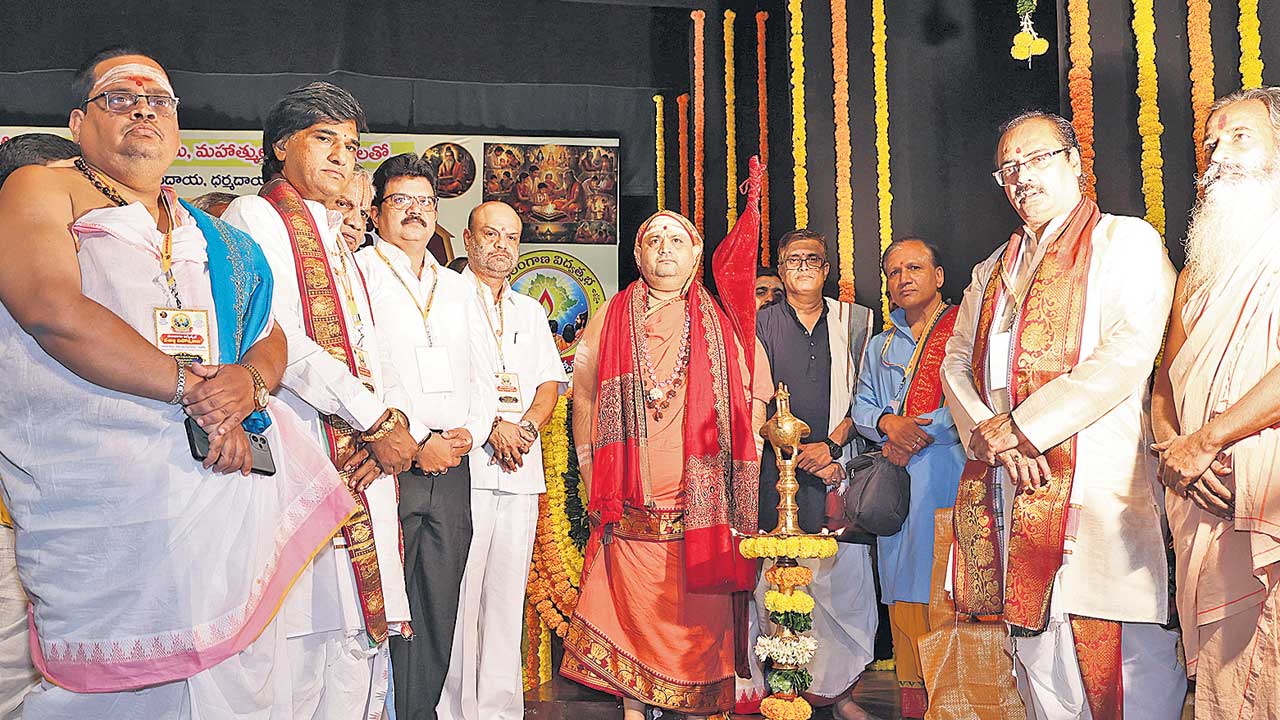 పండుగల తేదీలపై ప్రజల్లో సందేహాలు తొలగాలి