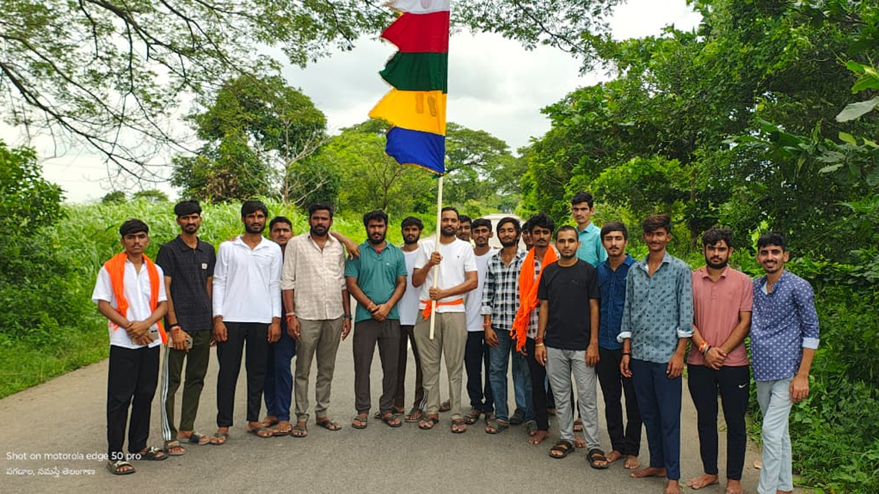 వైభవంగా మార్వాడీల కావడి యాత్ర.. హరిహర మహాదేవ’ నామస్మరణతో సాగిన భక్తుల పాదయాత్ర