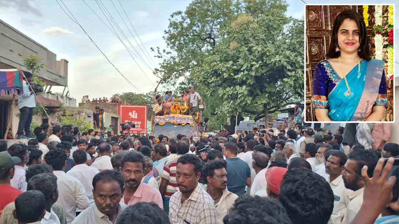 ప్రియాంకకు అంతిమ వీడ్కోలు