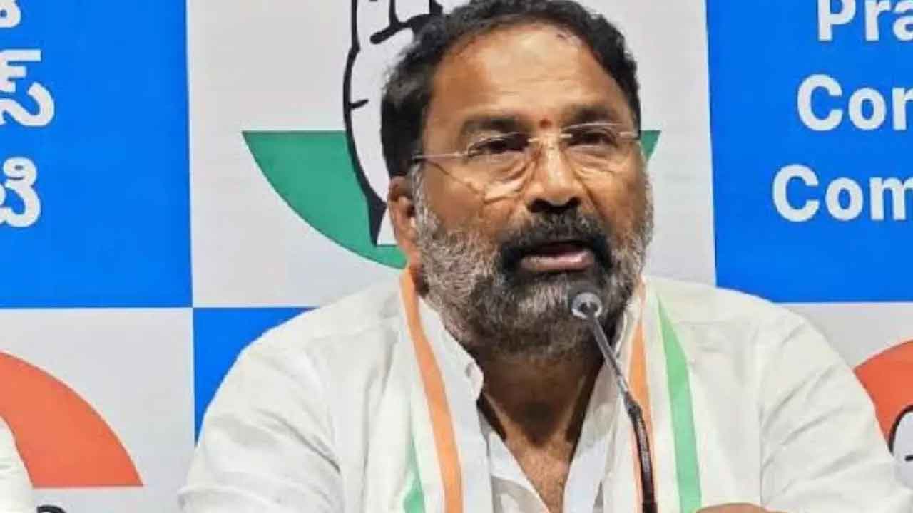పండుగ సాయన్న జయంతిని అధికారికంగా నిర్వహించాలి