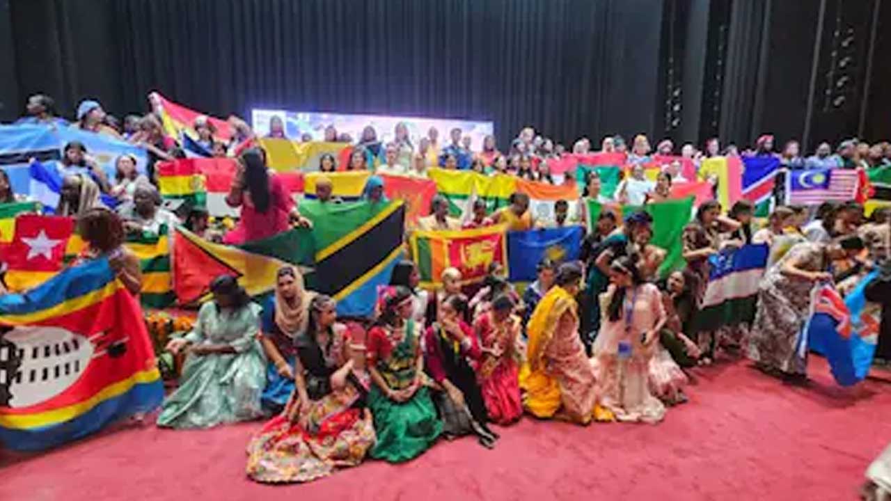 Shaktisat | జెన్‌ జీ విద్యార్థినులతో శక్తిశాట్‌ నిర్మాణం.. చుంద్రుడిని చేరుకోవడమే లక్ష్యం