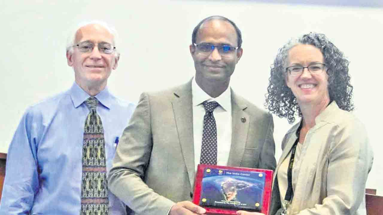 నిమ్స్‌ వైద్యుడికి అరుదైన గౌరవం