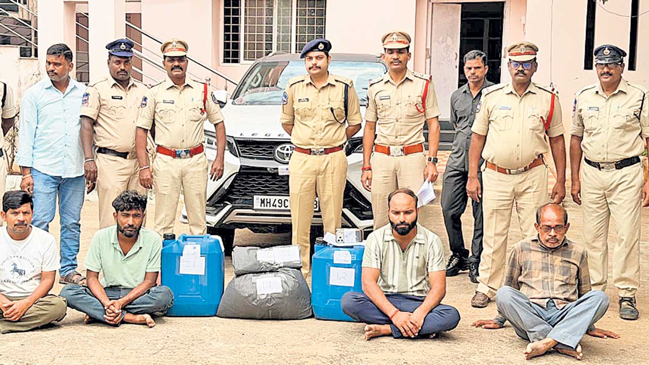 కొండమడుగులో డ్రగ్స్‌ మాఫియా గుట్టురట్టు