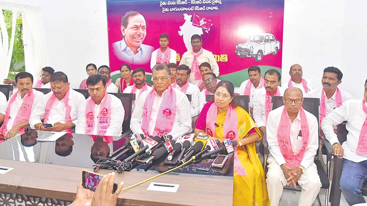హామీల అమలులో కాంగ్రెస్‌ సర్కార్‌ విఫలం