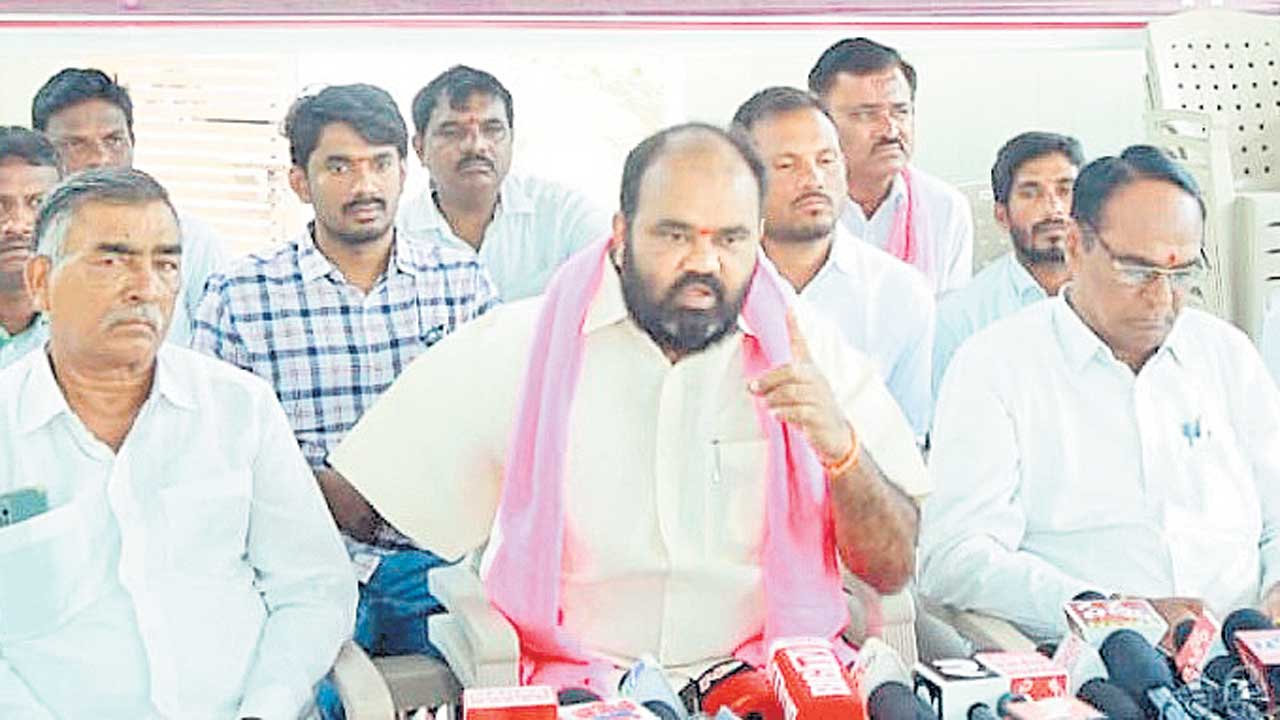 నల్లగొండలో.. కమీషన ్ల రాజ్యం