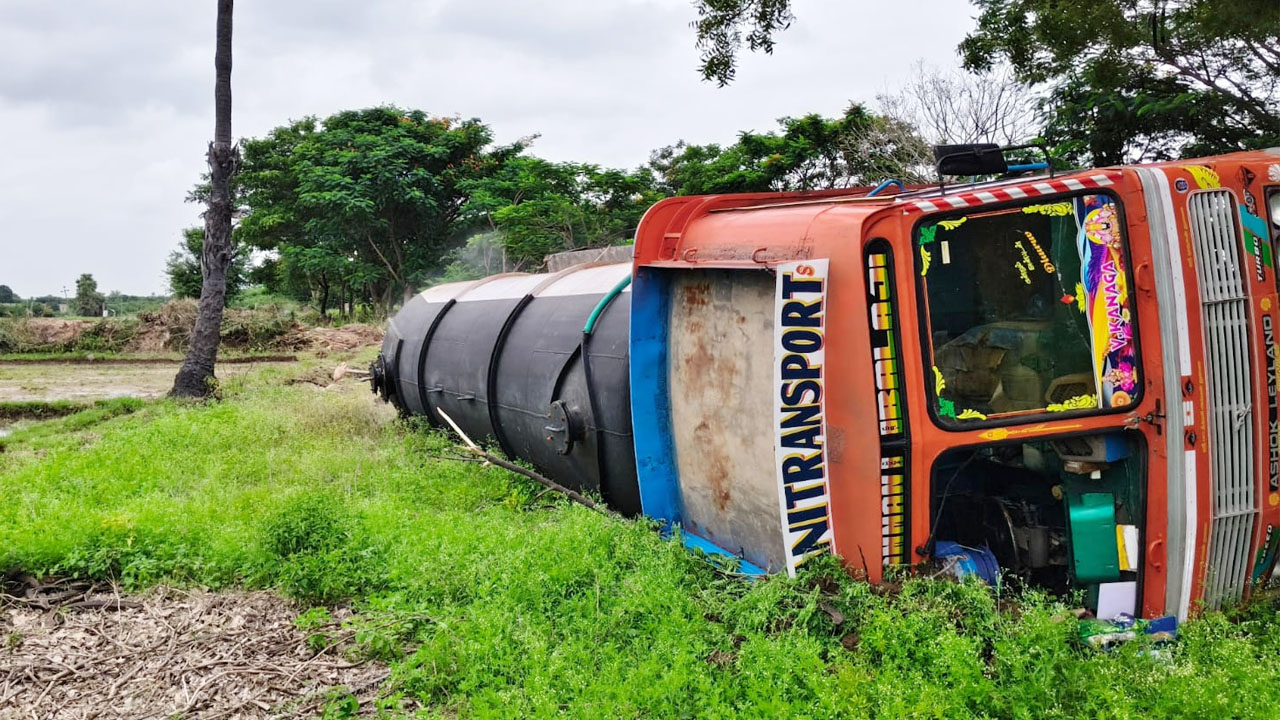 Oil Tanker Overturn