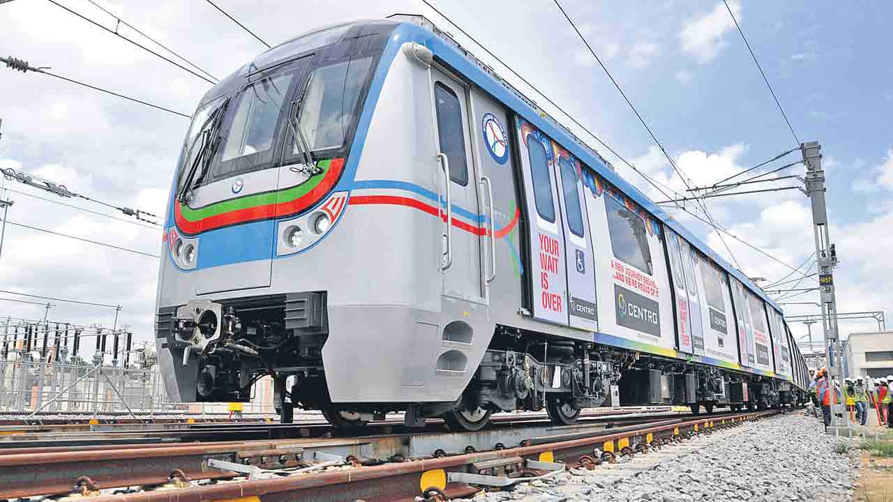 చారిత్రక కట్టడాలకు మెట్రో ముప్పు