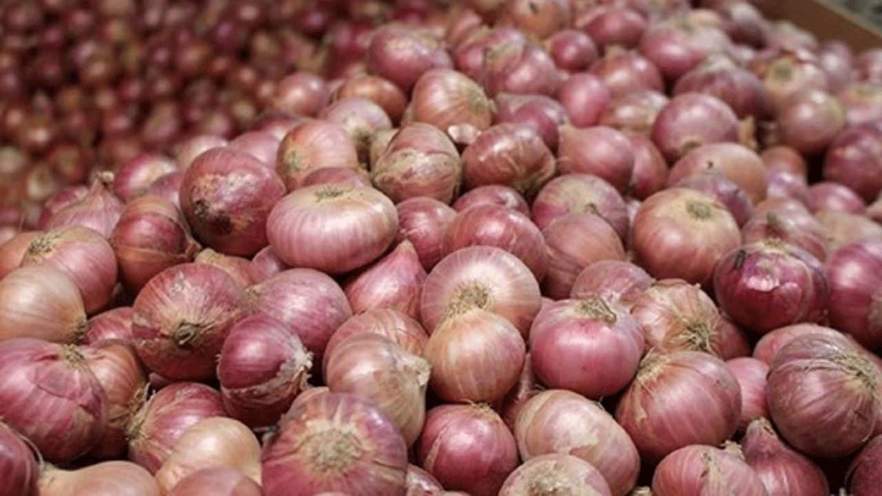 Onion Price | దేశంలో మండుతున్న ఉల్లి ధ‌ర‌లు.. నియంత్ర‌ణ‌కు కేంద్రం చ‌ర్య‌లు