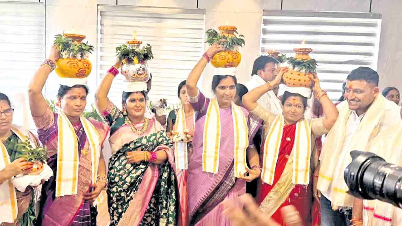 బోనాల సంబురం