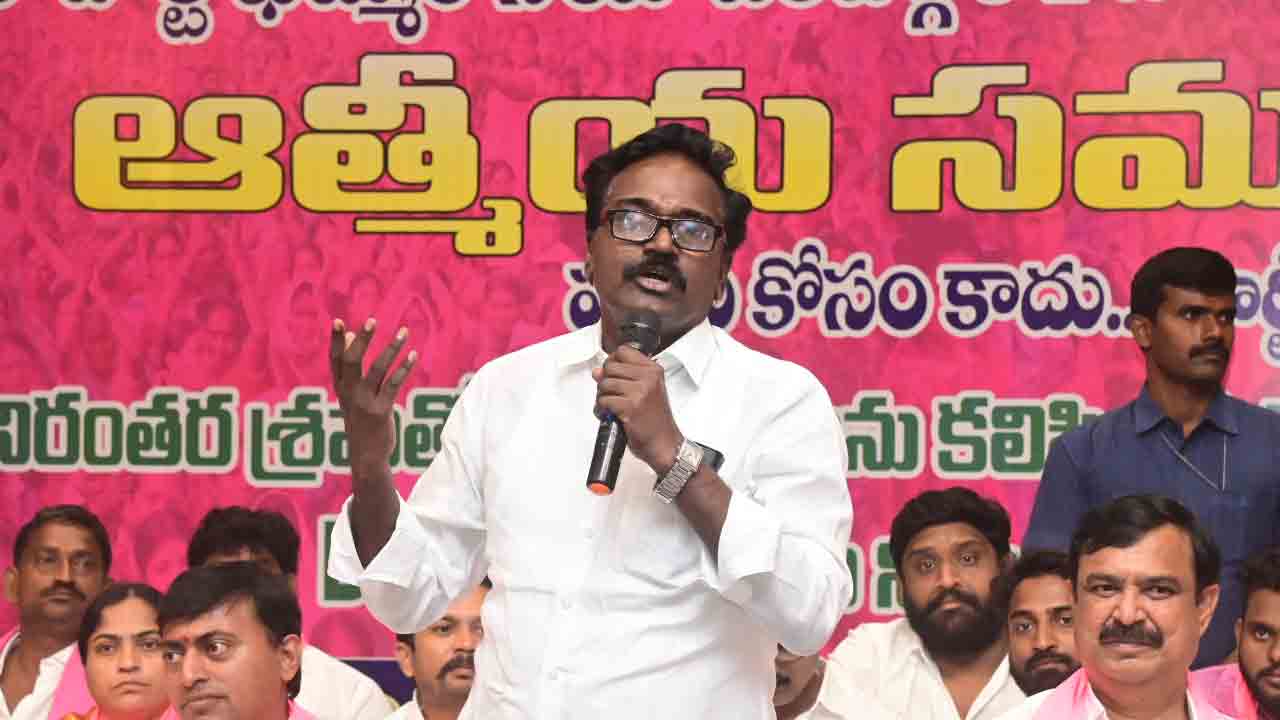 సీఎం నివాసాన్ని నిషేధిత జాబితాలోకి చేర్చడం ప్రభుత్వ దివాలాకోరుతనం