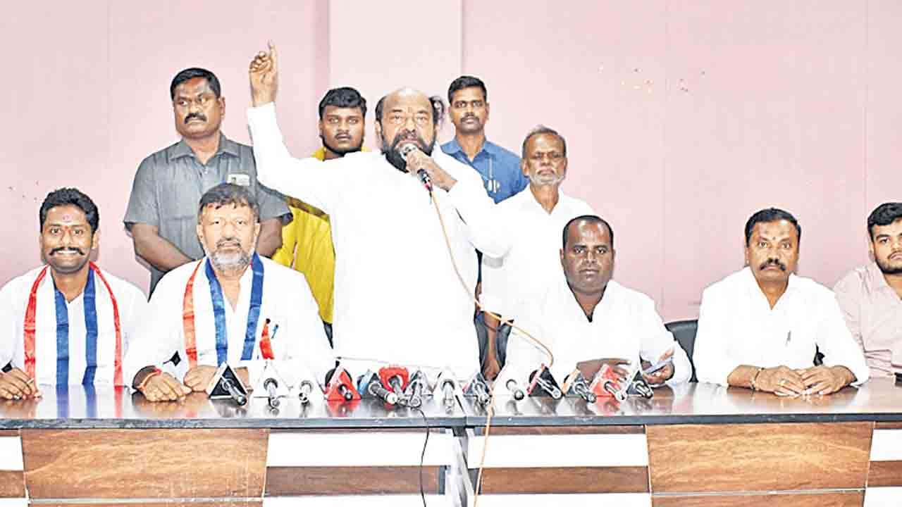 అత్యంత అబద్ధాల సీఎం రేవంత్‌రెడ్డే.. ఎంపీ ఆర్‌ కృష్ణయ్య