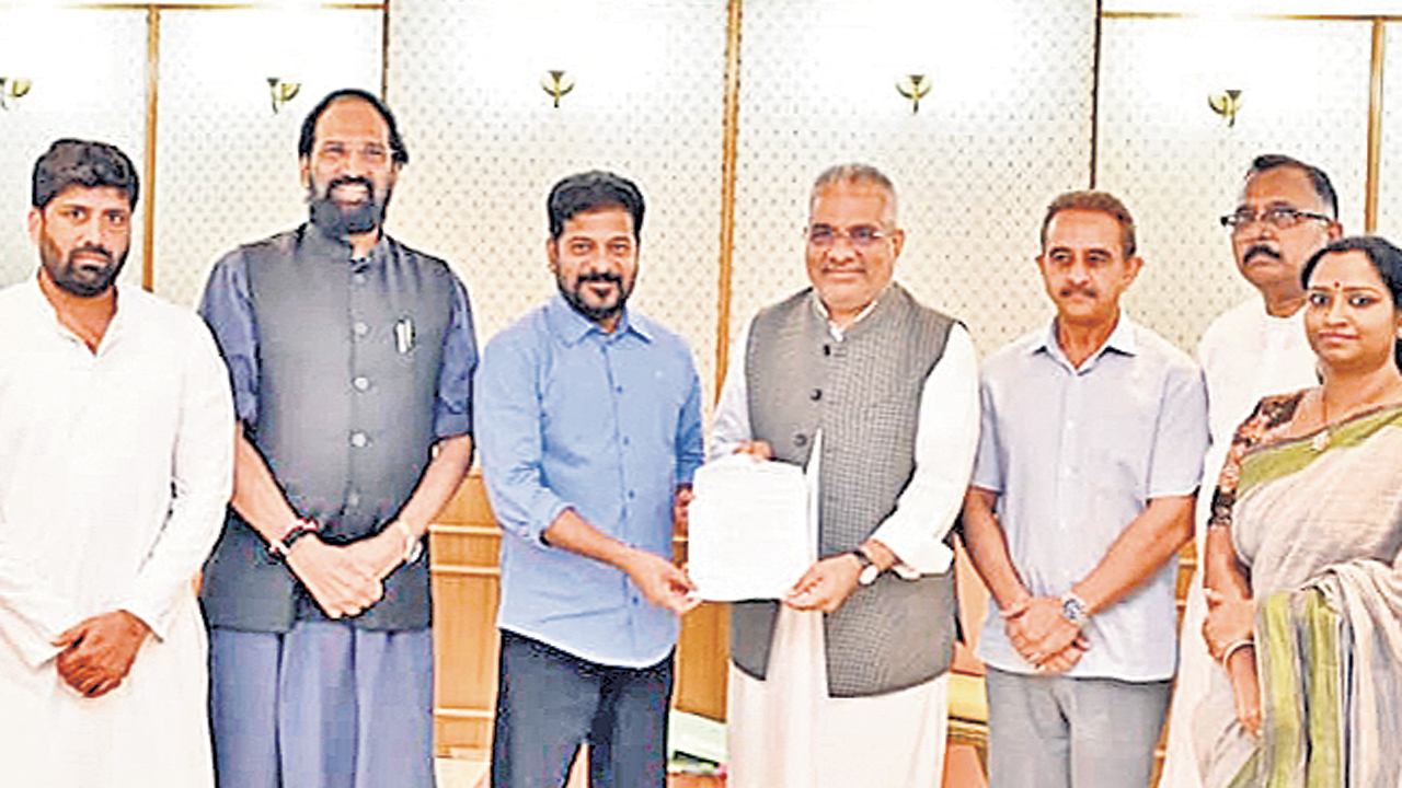 ‘తమ్మిడిహట్టి’కి అనుమతులిప్పించండి