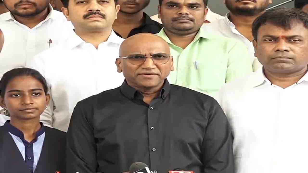 RS Praveen Kumar | పాలిటెక్నిక్ విద్యార్థులు ఈసెట్‌ చేసి ఇంజనీరింగ్ కాలేజీలకు పోతే తప్పేముంది.. ? : ఆర్‌ఎస్ ప్రవీణ్‌ కుమార్‌