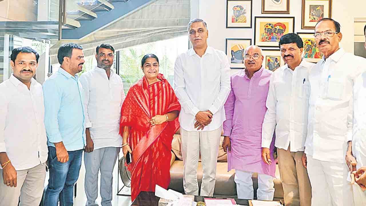 రెడ్డి సమాజ హకుల సాధన కోసం నిరసన