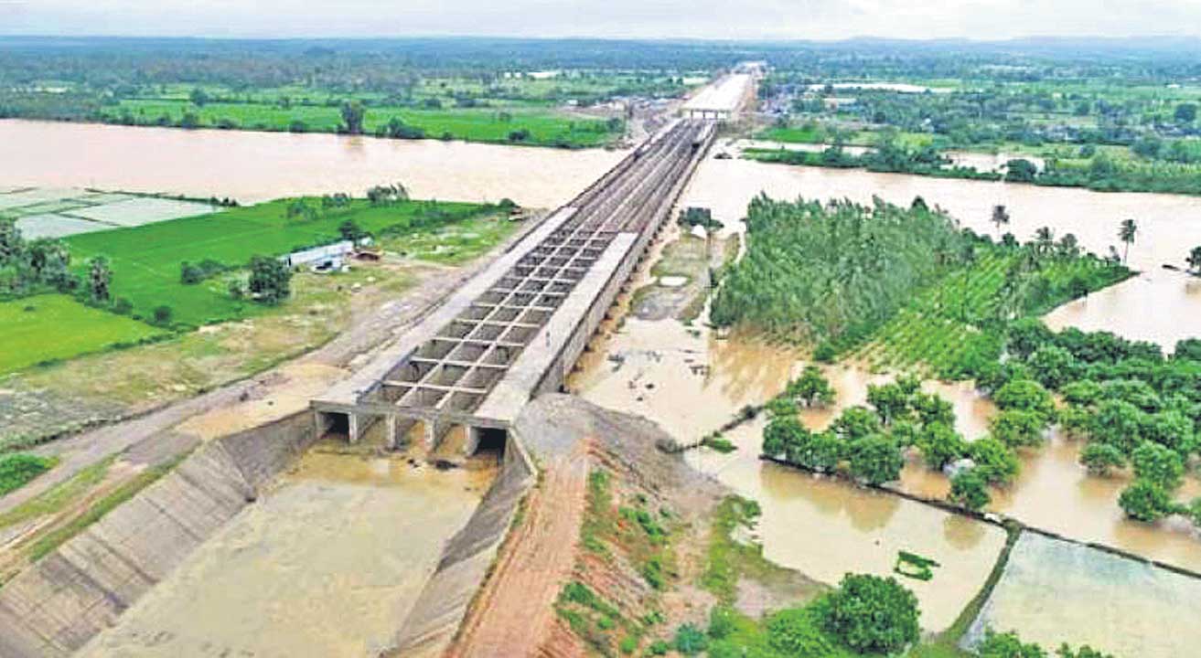 ‘సీతారామ’కు మోక్షమెప్పుడు?