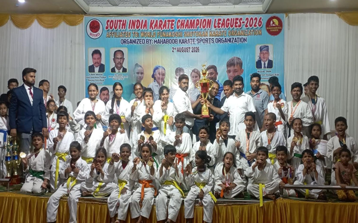 సౌత్ ఇండియా క‌రాటే ఛాంపియన్‌షిప్‌లో వైరా విద్యార్థుల సత్తా