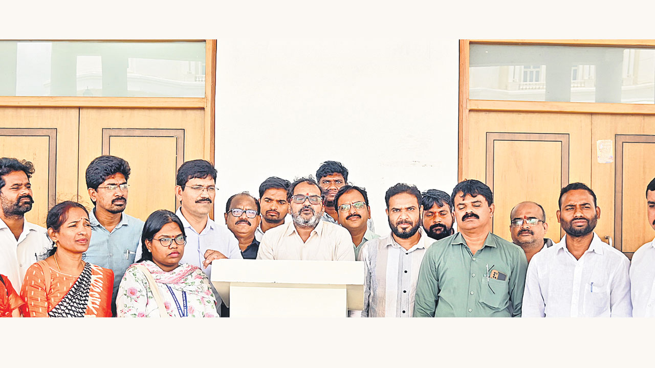 ‘పాలిటెక్నిక్‌’తో ప్రయోగాలొద్దు