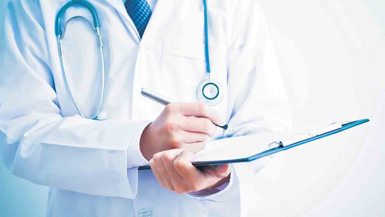 ఆరోగ్య శాఖలో ఆంధ్రా పెత్తనం