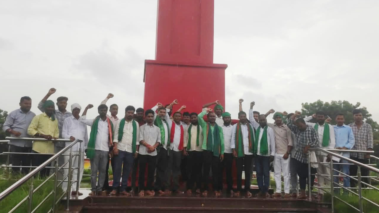 Adivasi March | సమస్యలను పరిష్కరించాలని కోరుతూ ఆదివాసీల మార్చ్‌ను విజయవంతం చేయాలి