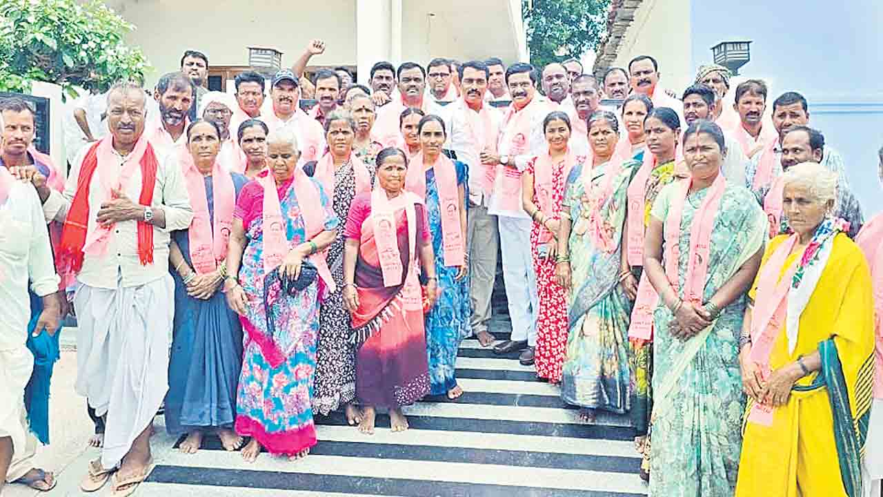 హామీల అమలులో కాంగ్రెస్ సర్కారు విఫలం