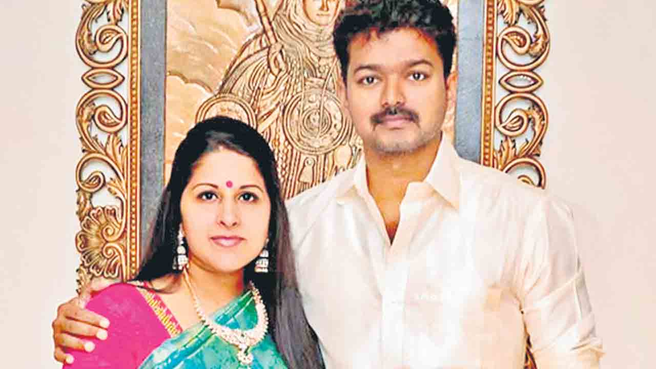 విజయ్‌ విడాకుల కేసు వాపస్‌