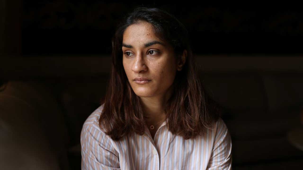 Vinesh Phogat | వ్యవస్థ మొత్తం బ్రిజ్‌ భూషణ్‌నే కాపాడుతుంది: వినేశ్‌ ఫోగట్‌