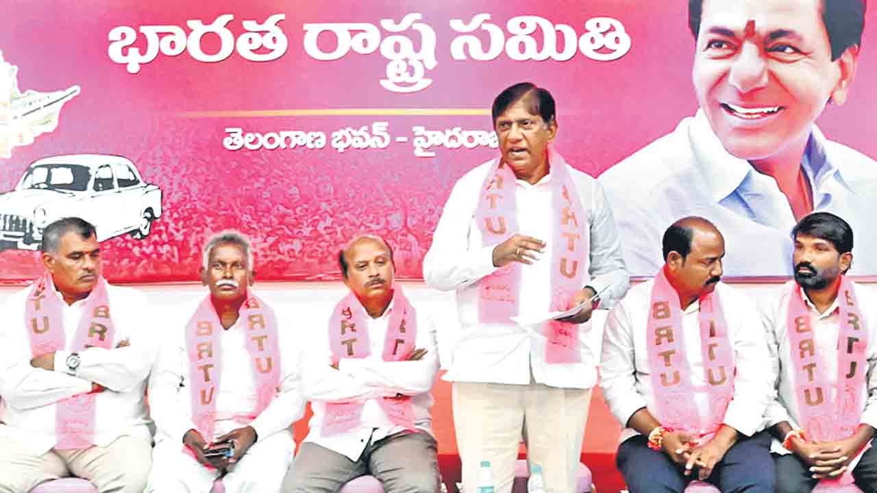 వంద రోజుల హామీలు ఏమైనయ్‌?.. సర్కార్‌పై మాజీ ఎంపీ వినోద్‌కుమార్‌ ఫైర్‌