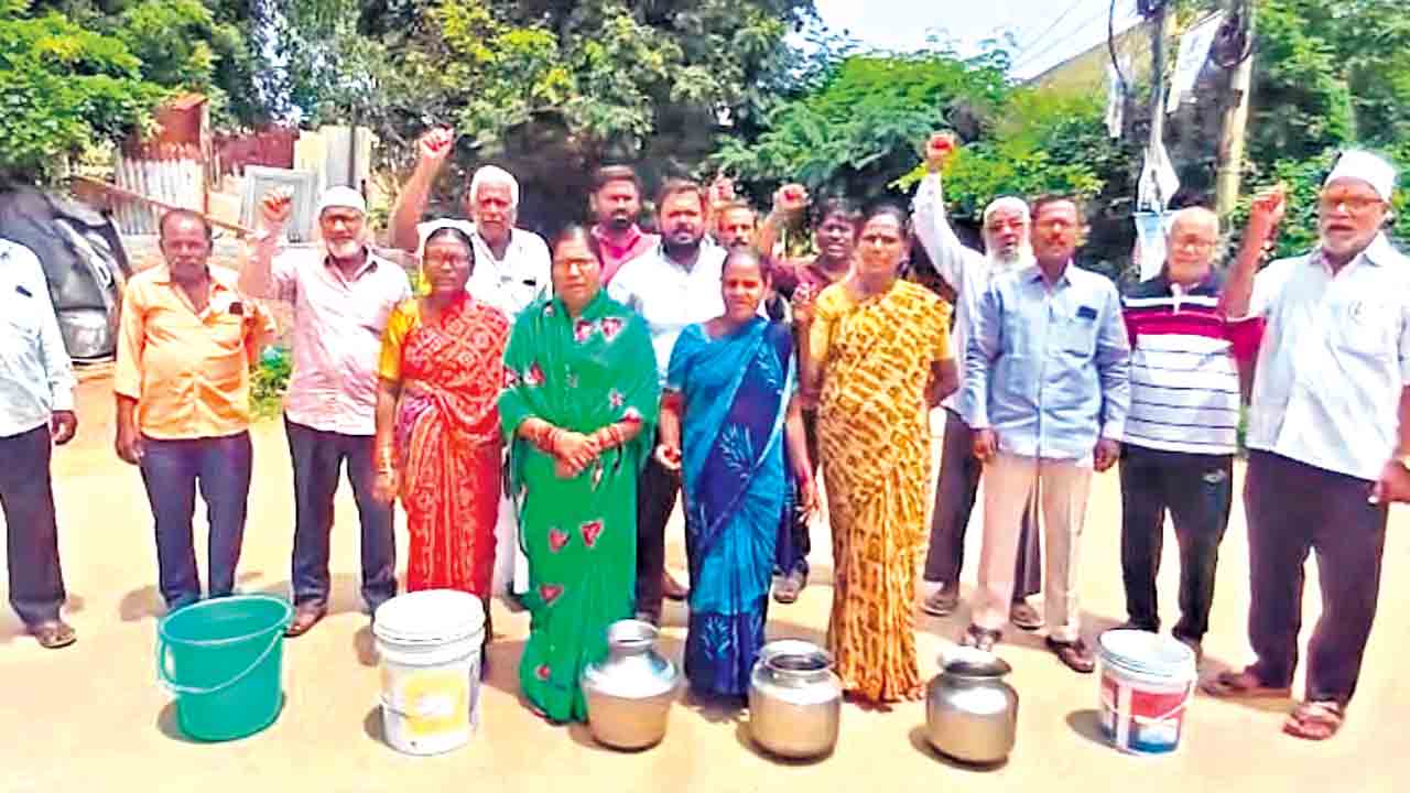 తాగునీరు ఇవ్వండి సారూ..