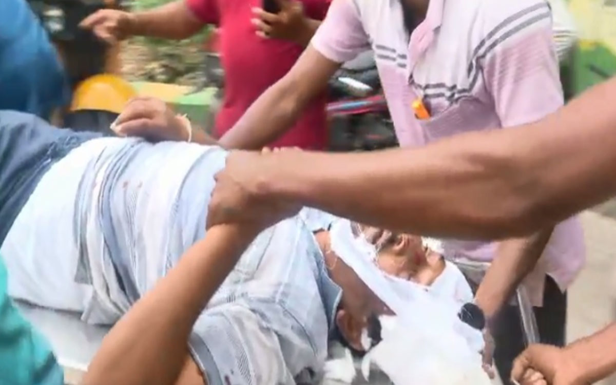 రెండు బైక్‌లు ఢీ.. ఇద్దరికి తీవ్రగాయాలు