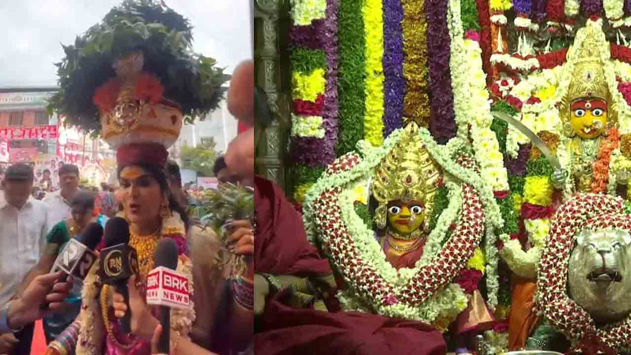Ujjaini Mahakali Bonalu | ఉజ్జయిని మహాంకాళి బోనాల వేళ ప్రభుత్వం, పోలీసుల తీరుపై జోగినిలు ఆందోళన..!