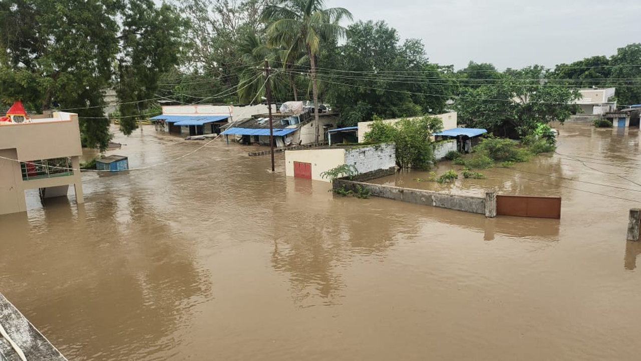 Burgampahad | బూర్గంపహాడ్ ముంపు సమస్యకు శాశ్వత పరిష్కారం.. కరకట్ట నిర్మాణానికి గ్రీన్ సిగ్నల్