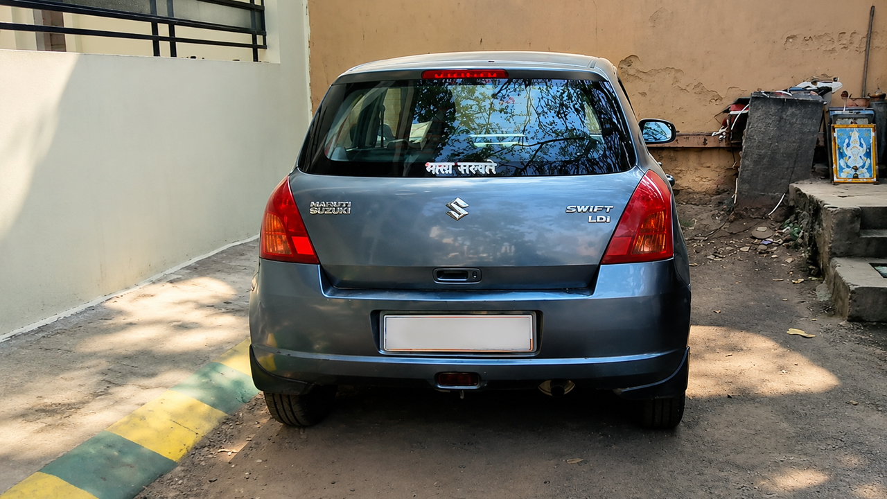 Karnataka Parking Tax | కర్ణాటకలో ‘వాకిలి సుంకం’.. వాకిట్లో కారు పెడితే, రూ. 25 వేల ట్యాక్స్‌ చెల్లించాలి!