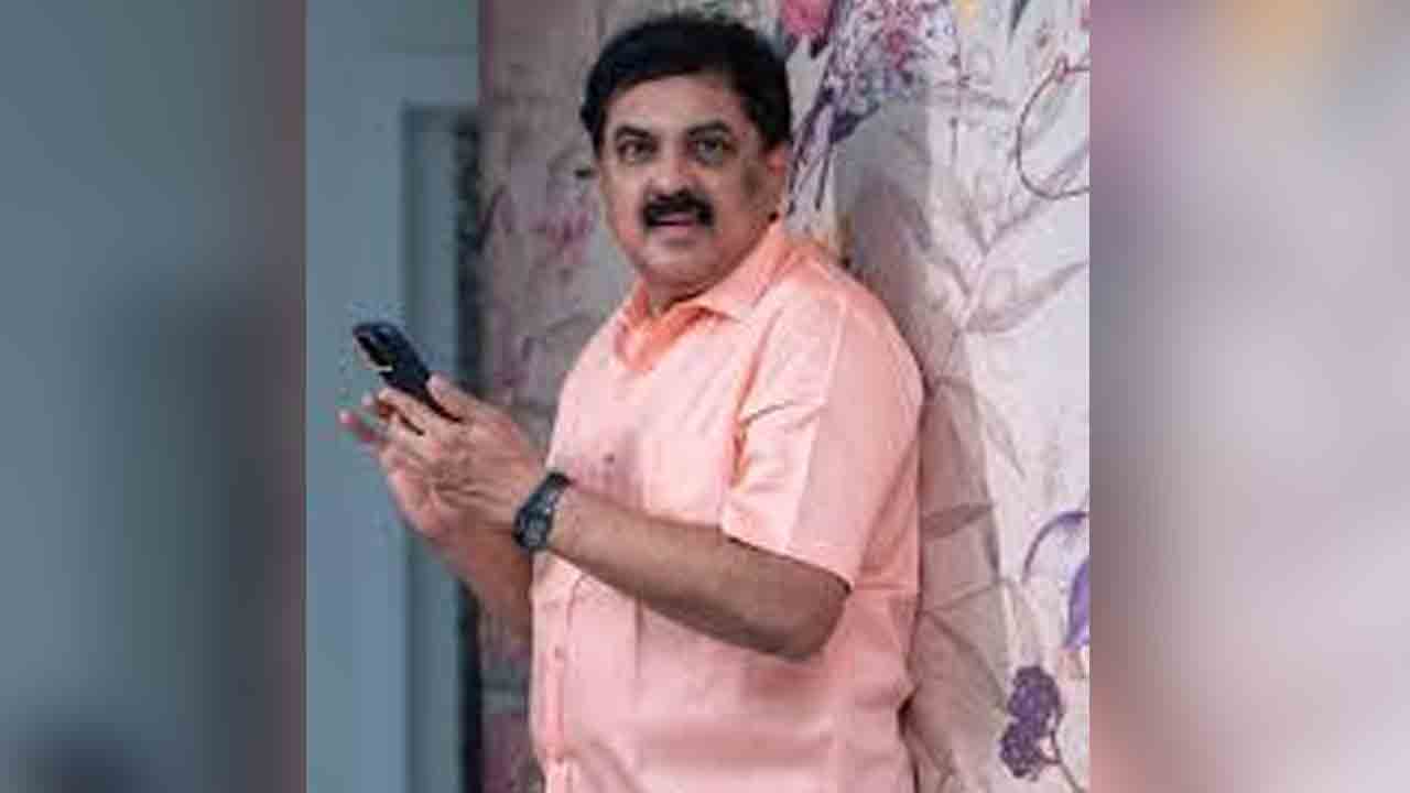 Popular Shoemart | పాపులర్‌ షూమార్ట్‌ అధినేత చుక్కపల్లి విజయ్‌ కుమార్‌ మృతి