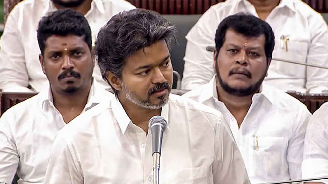 CM Vijay: రాష్ట్ర ప్ర‌జ‌ల కోసం వ్య‌క్తిగ‌త అవ‌మానాలైనా ఎదుర్కొంటా: సీఎం విజ‌య్