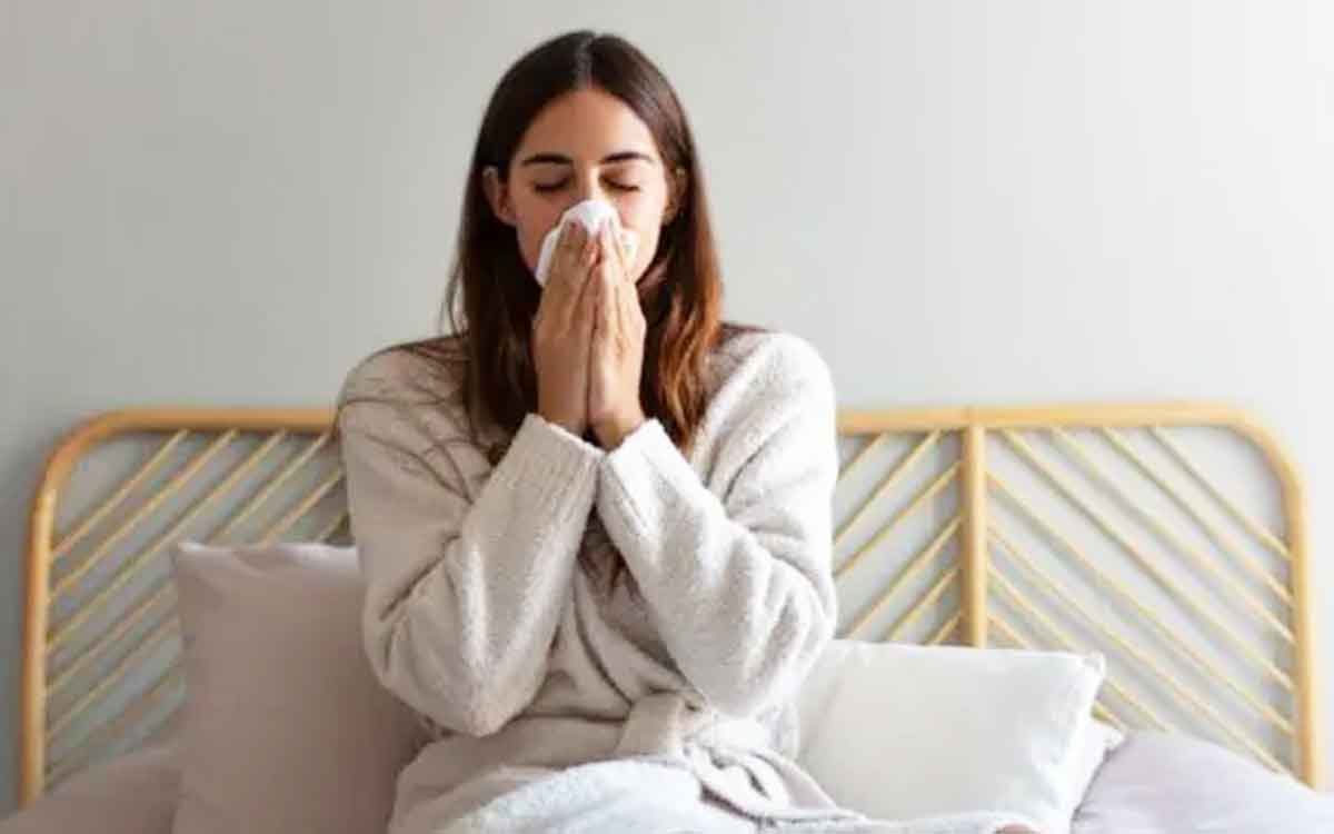 Cold | వ‌ర్షాకాలంలో వ‌చ్చే సాధార‌ణ ద‌గ్గు, జ‌లుబు స‌మ‌స్య‌ల‌కు స‌హ‌జ‌సిద్ధ‌మైన ఇంటి చిట్కాలు.. ఇలా చేస్తే చాలు..